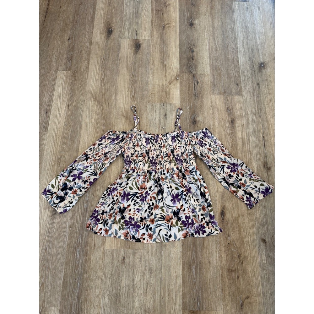 Torrid Floral Cold Shoulder Smocked Blouse Purple Cream Size‎ 1 Womens Rayon Top